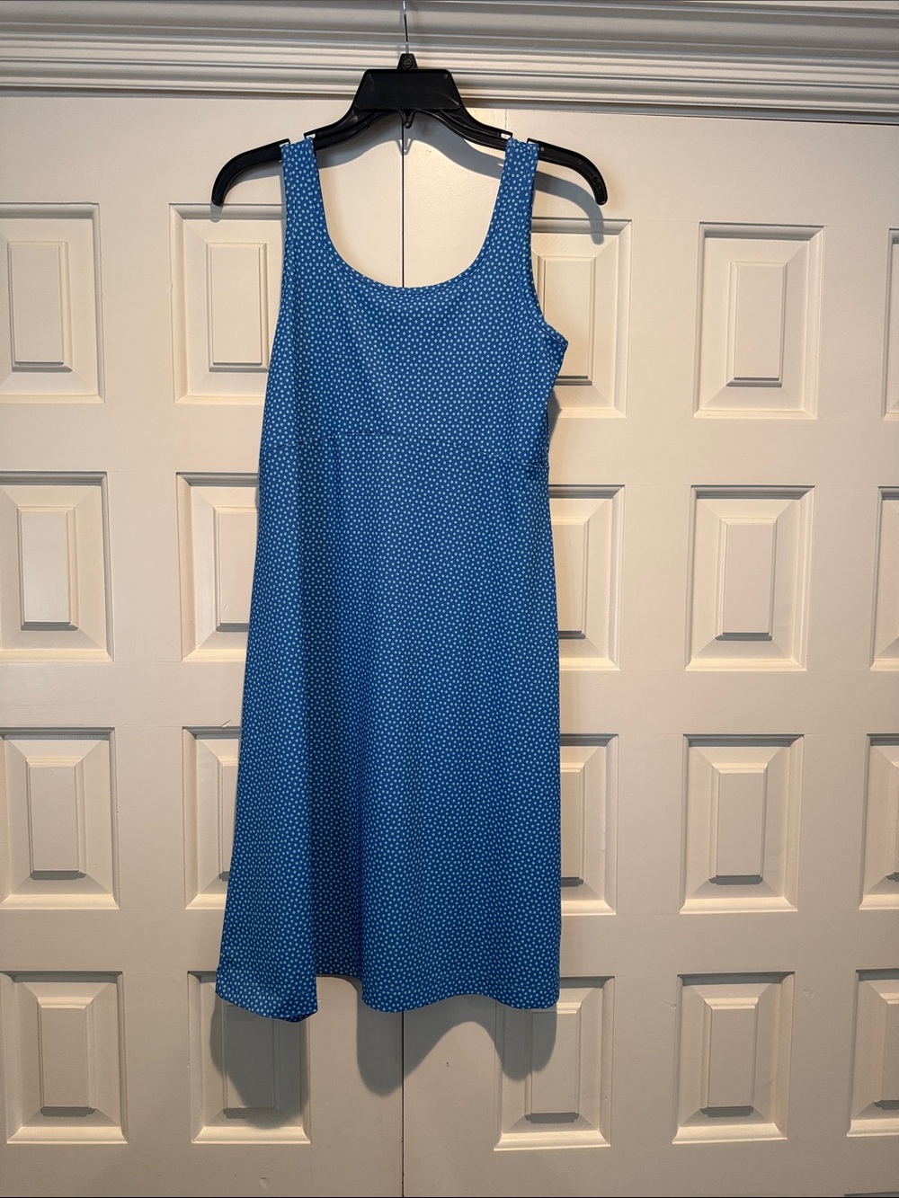 Blue Scoop Neck Mini Dress with Subtle Dot Print